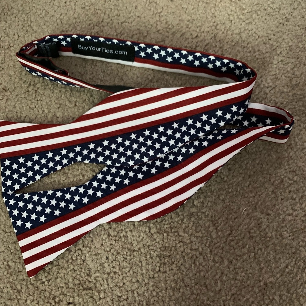 Patriotic Stars and Stripes Bow Tie